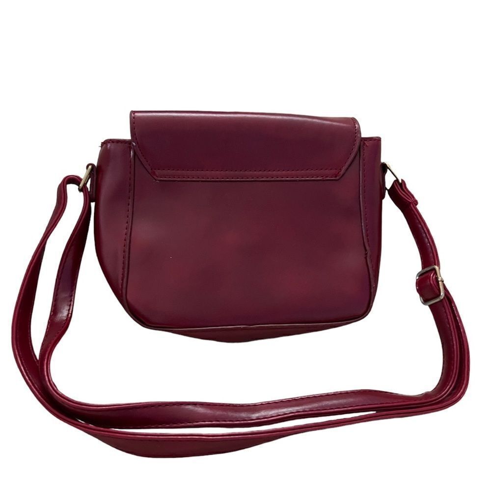 Vegan shoulder crossbody bag deep red NWOT - Picture 7 of 7